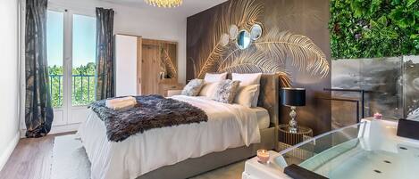 2 chambres, fer et planche à repasser, Wi-Fi, draps fournis