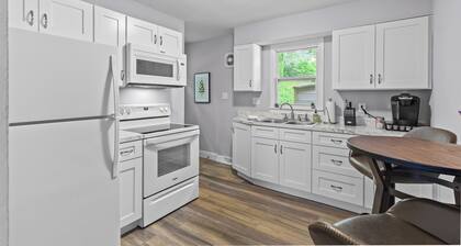 Duplex Hideaway in St. Charles, MO