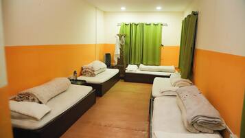 Family Room, Multiple Bedrooms | In-room safe