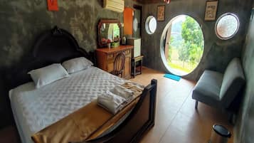 Familie suite | 1 slaapkamer, een bureau, een laptopwerkplek, geluiddichte muren