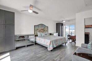 1 makuuhuone, työpöytä, Wi-Fi, vuodevaatteet