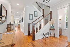 Interior - Casa Del Mar- 6 Bedroom- Heated Pool- Sleep 15 (Seagrove Beach)