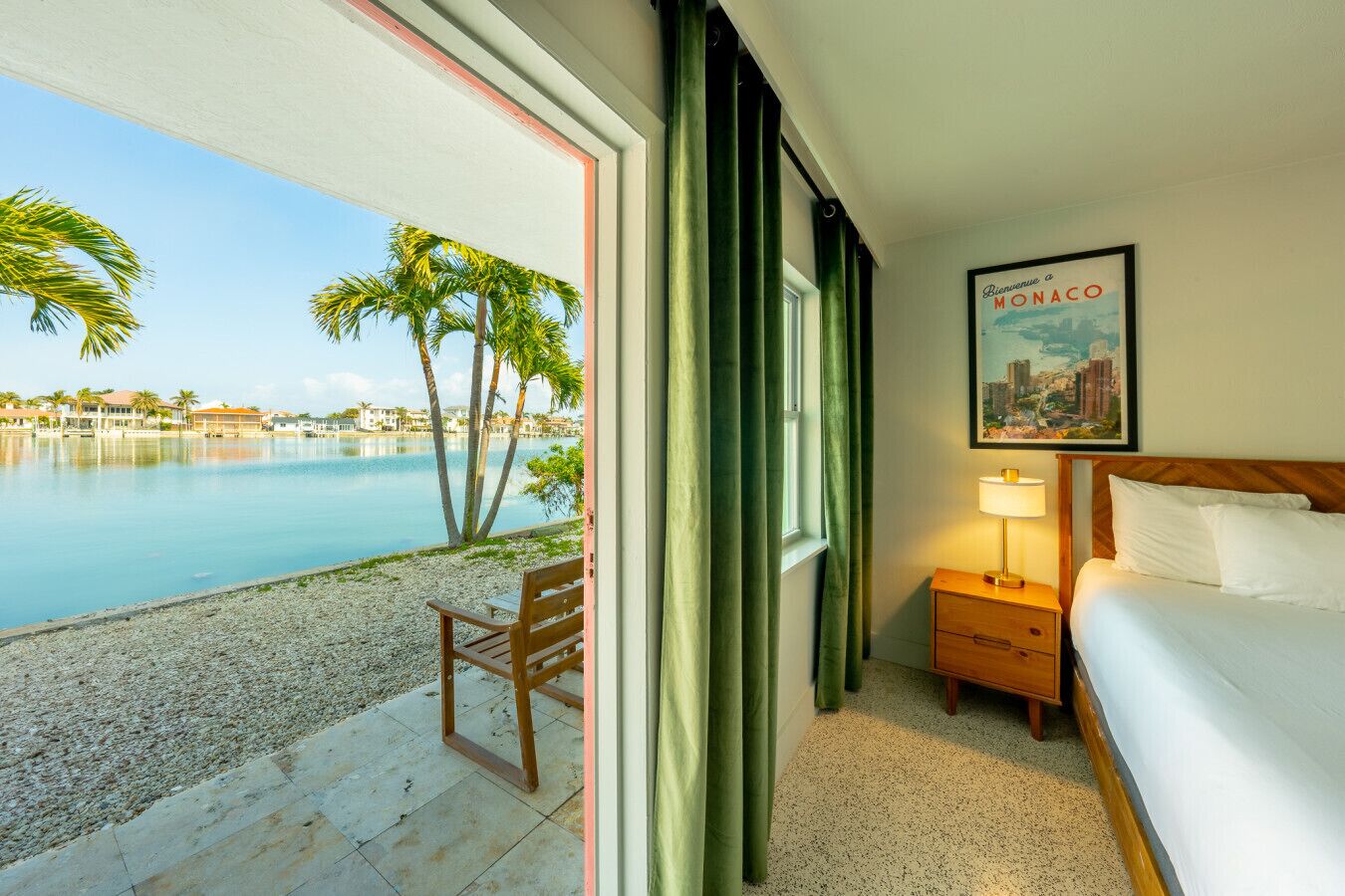 1 bedroom, desk, iron/ironing board, WiFi