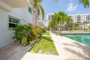 Property grounds - 2210 · 3 Min Walk -> Beach / Heated Pool / Free Parking (Clearwater)