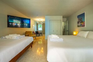 1 habitación, tabla de planchar con plancha, wifi y ropa de cama 