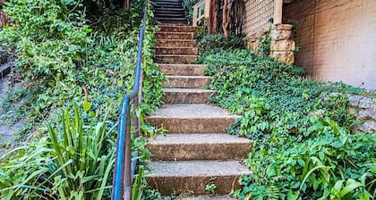 Heart of Historic Downtown, Private Patio, Parking