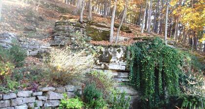 Next to Pine Mountain Village, trolley, shopping!