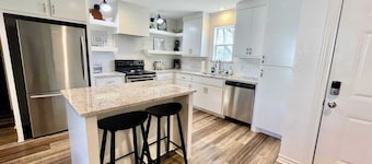 Serenity Stay - 3BR 2BA - South Lubbock