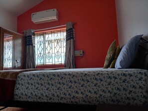 2 soverom, strykejern/-brett, wi-fi og sengetøy