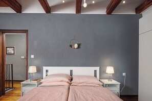 3 bedrooms, free WiFi, bed sheets - Holiday Home Meja Private Pool (Bakar)