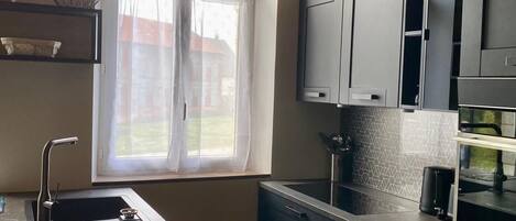 Fridge, microwave, oven, dishwasher