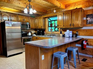 Frigorífic, microones, forn i placa de cuina 