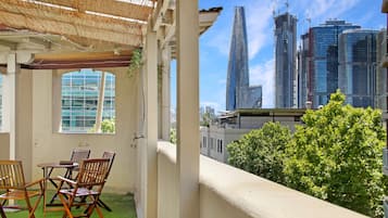 Sundeck