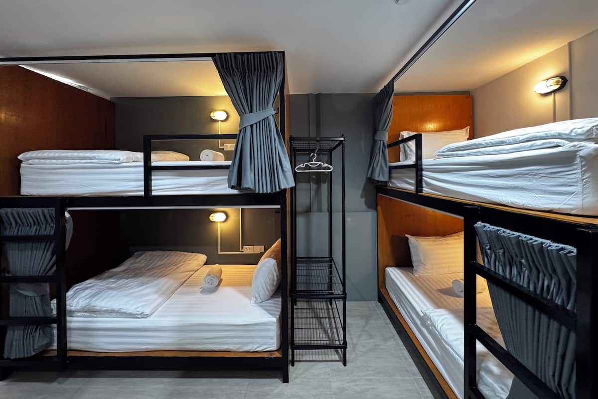 Deluxe Shared Dormitory