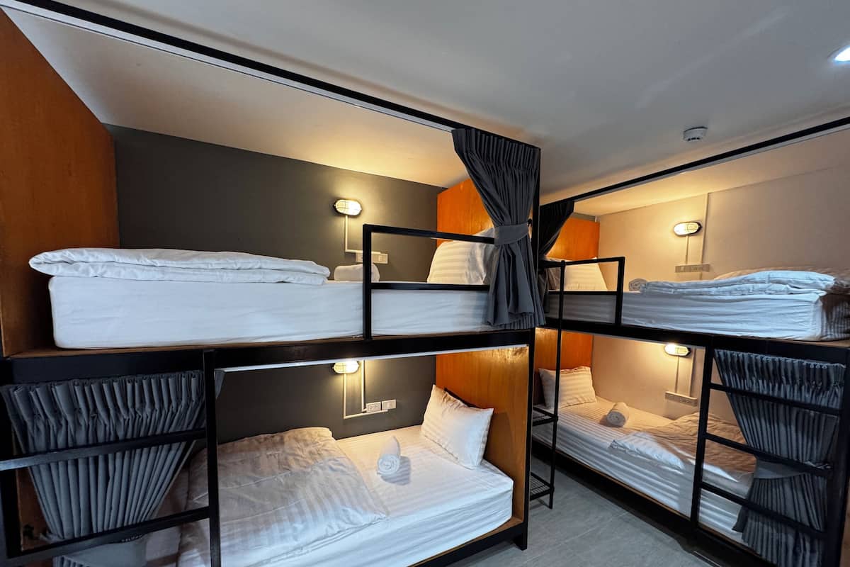 Deluxe Shared Dormitory