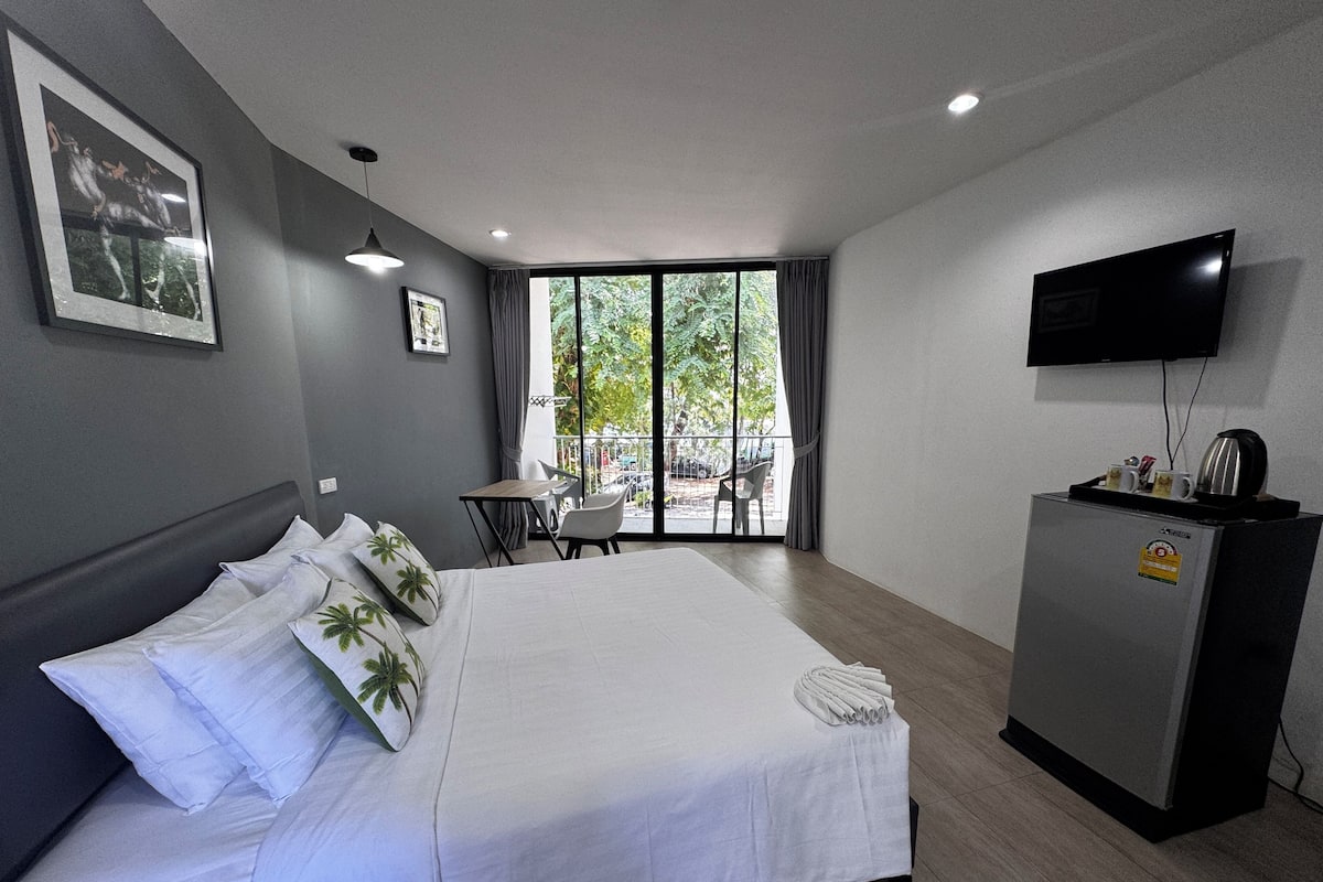 Camera Superior, 1 letto king, vista oceano | 1 camera, Wi-Fi gratuito, lenzuola