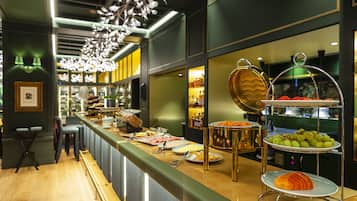 Desayuno buffet incluido todos los días
