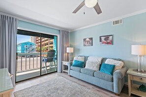 Living area - Beach View with Coffee Bar (Gulf Shores)