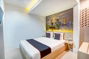 Laptop workspace, free WiFi, bed sheets