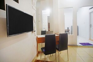 Reception - OYO 91460 Guest House Kencana Syariah (Bandar Lampung)