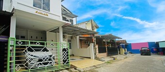 OYO 91460 Guest House Kencana Syariah
