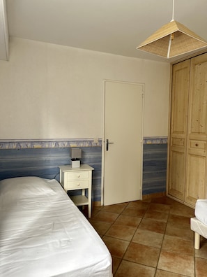 1 bedroom, iron/ironing board, free WiFi, bed sheets - Joli Deux Pièces à Saint Raphael (Saint-Raphaël)