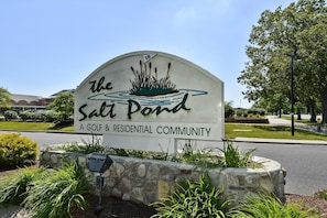 Property grounds - Charming Salt Pond 3BR Home with Screened Porch, Dog-Friendly, and Resort Amen. (Bethany Beach)