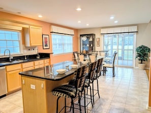 Dining - Charming Salt Pond 3BR Home with Screened Porch, Dog-Friendly, and Resort Amen. (Bethany Beach)