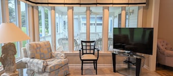 Charming Salt Pond 3BR Home with Screened Porch, Dog-Friendly, and Resort Amen.