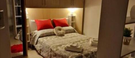 1 Schlafzimmer, WLAN, Bettwäsche