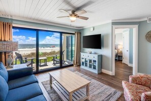 Una Smart TV, libros