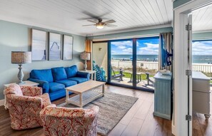 Una Smart TV, libros