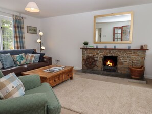 Living area - Halls Farm (Bude)
