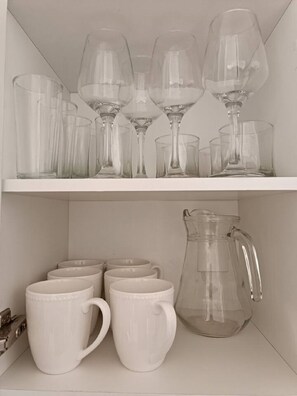 Shower, towels, soap, toilet paper - Adorable Isla Teja Apartment (Valdivia)