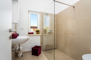 Hair dryer, towels, toilet paper