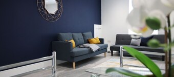 Station Terrace by Tŷ SA