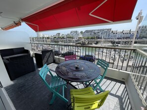 Outdoor dining - Appartement sur le Port la Baule le Pouliguen (La Baule-Escoublac)