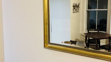 Sudah termasuk sarapan ala kontinental setiap hari