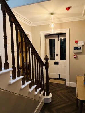 Hallway - St Duthus Villa Guesthouse (Tain)