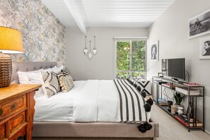 3 Schlafzimmer, Schreibtisch, Bügeleisen/Bügelbrett, kostenloses WLAN