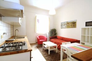 Private kitchen - 1 bedroom apartment in Florence (Firenze)