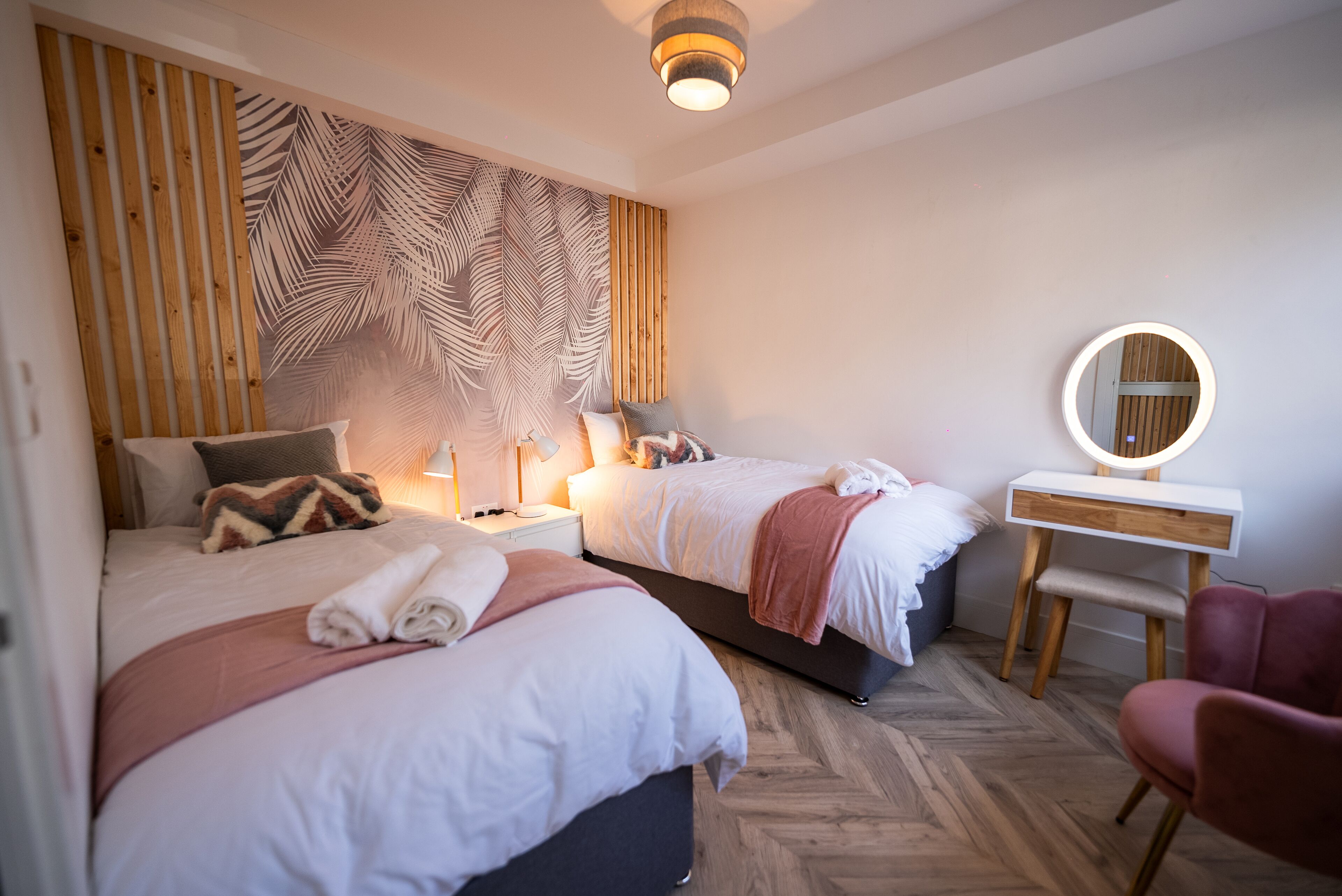 Casa Deluxe | 6 habitaciones, tabla de planchar con plancha y wifi gratis 