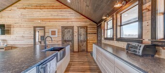 Coyote Creek Ranch I Familes, stargazing, Martindale