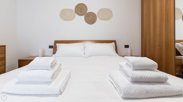 1 bedroom, premium bedding, laptop workspace, iron/ironing board - Della Guerrina 18C (Monza)