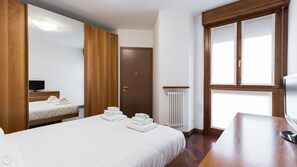 아파트 (1 Bedroom) | 1 개의 침실, 고급 침구, 노트북 작업 공간, 다리미/다리미판