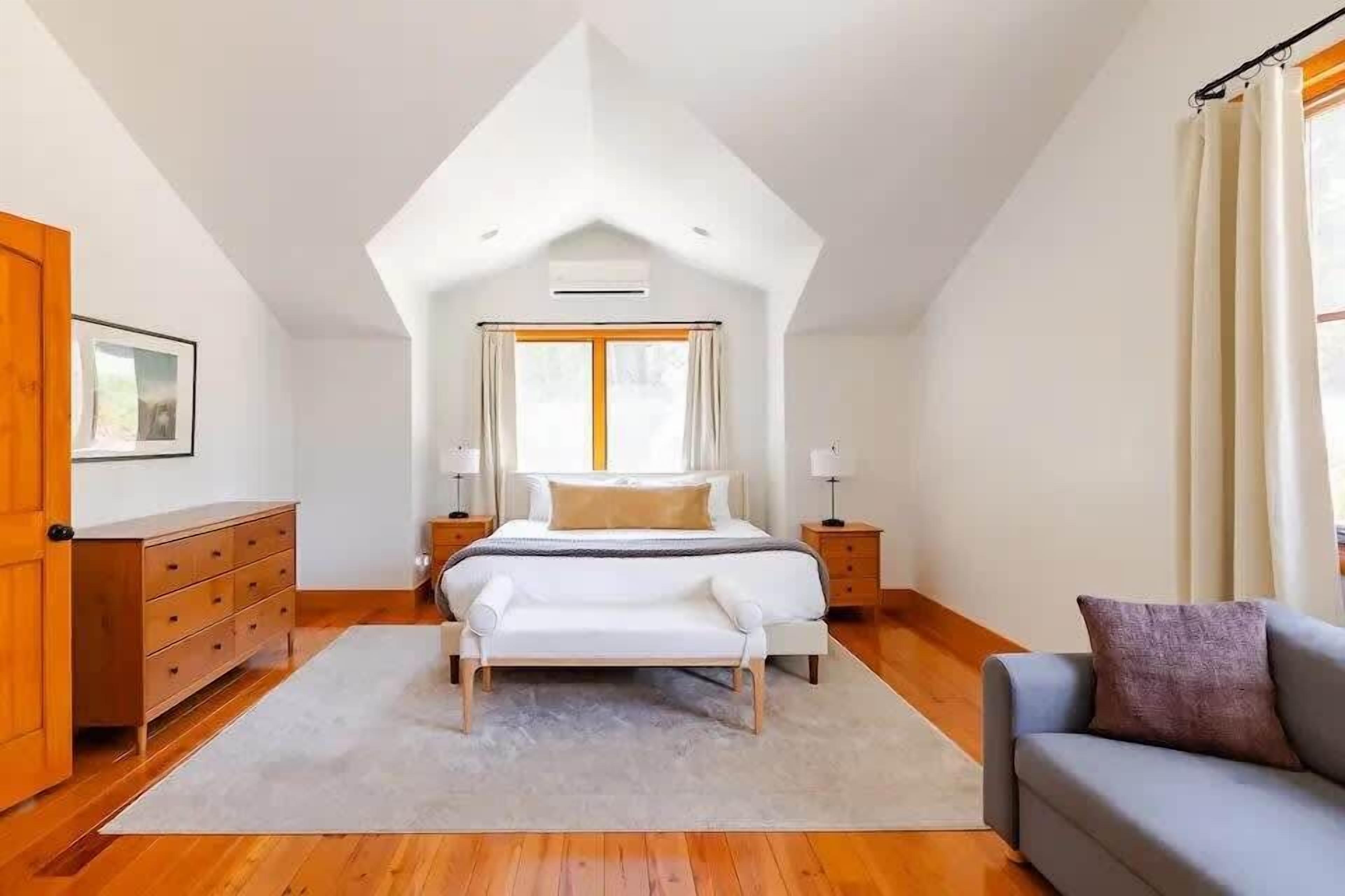 Park City Mountain Retreat: 4BR, Hot Tub, Fire Pit