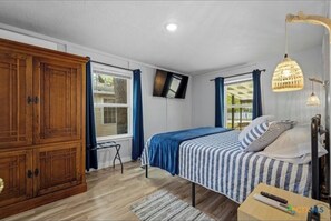 3 chambres, fer et planche à repasser, lit parapluie, Wi-Fi gratuit