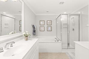 Hair dryer, towels - Brass Rail 210 | Pet Friendly + Access to On-Site Amenities! (Tybee Island)