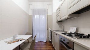 Apartment (1 Bedroom) | Interior - Uguzzone 21 (Milan)