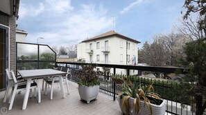 Interior - Uguzzone 21 (Milan)